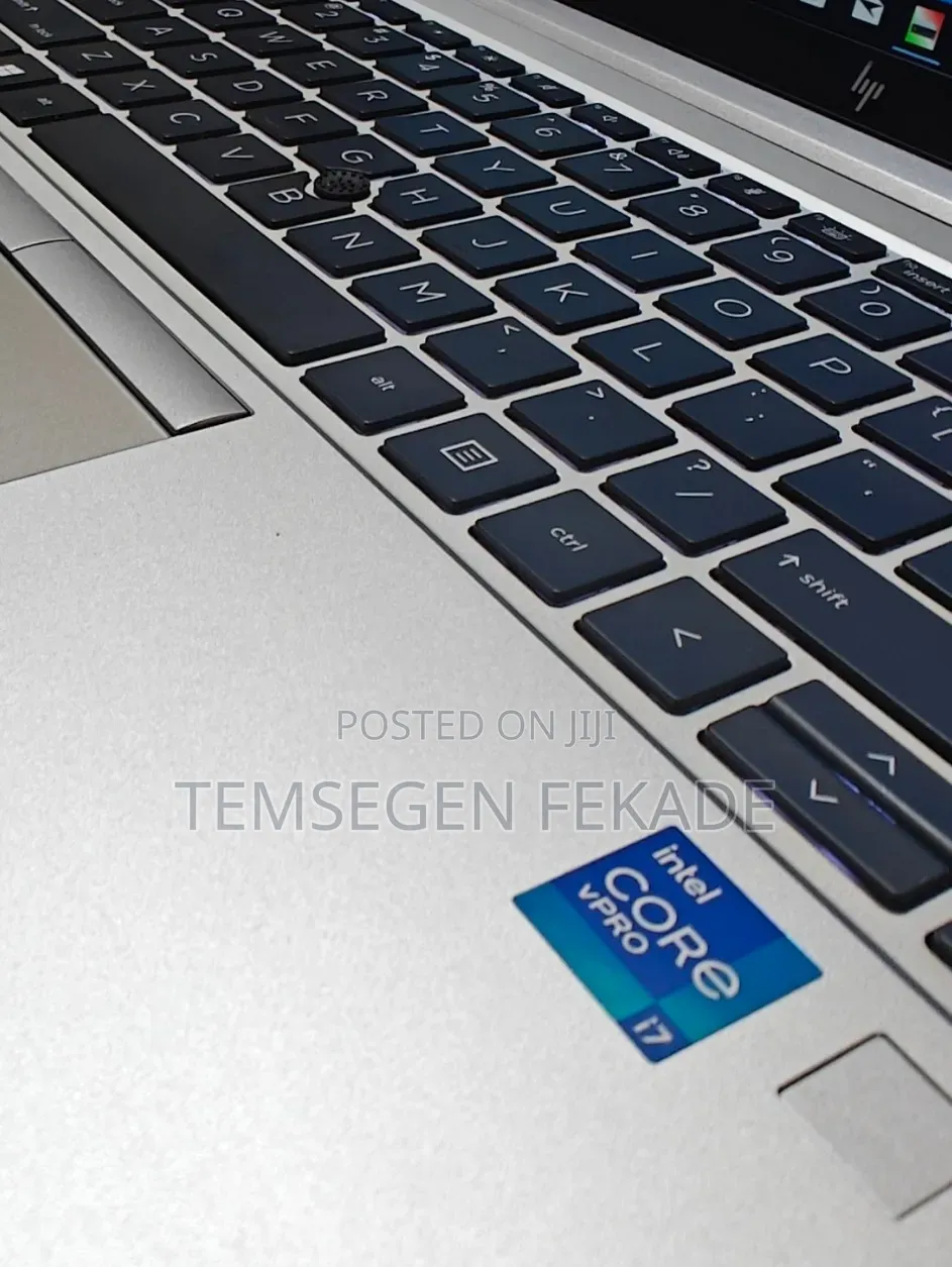New Laptop HP EliteBook 840 G8 16GB Intel Core i7 SSD 512GB