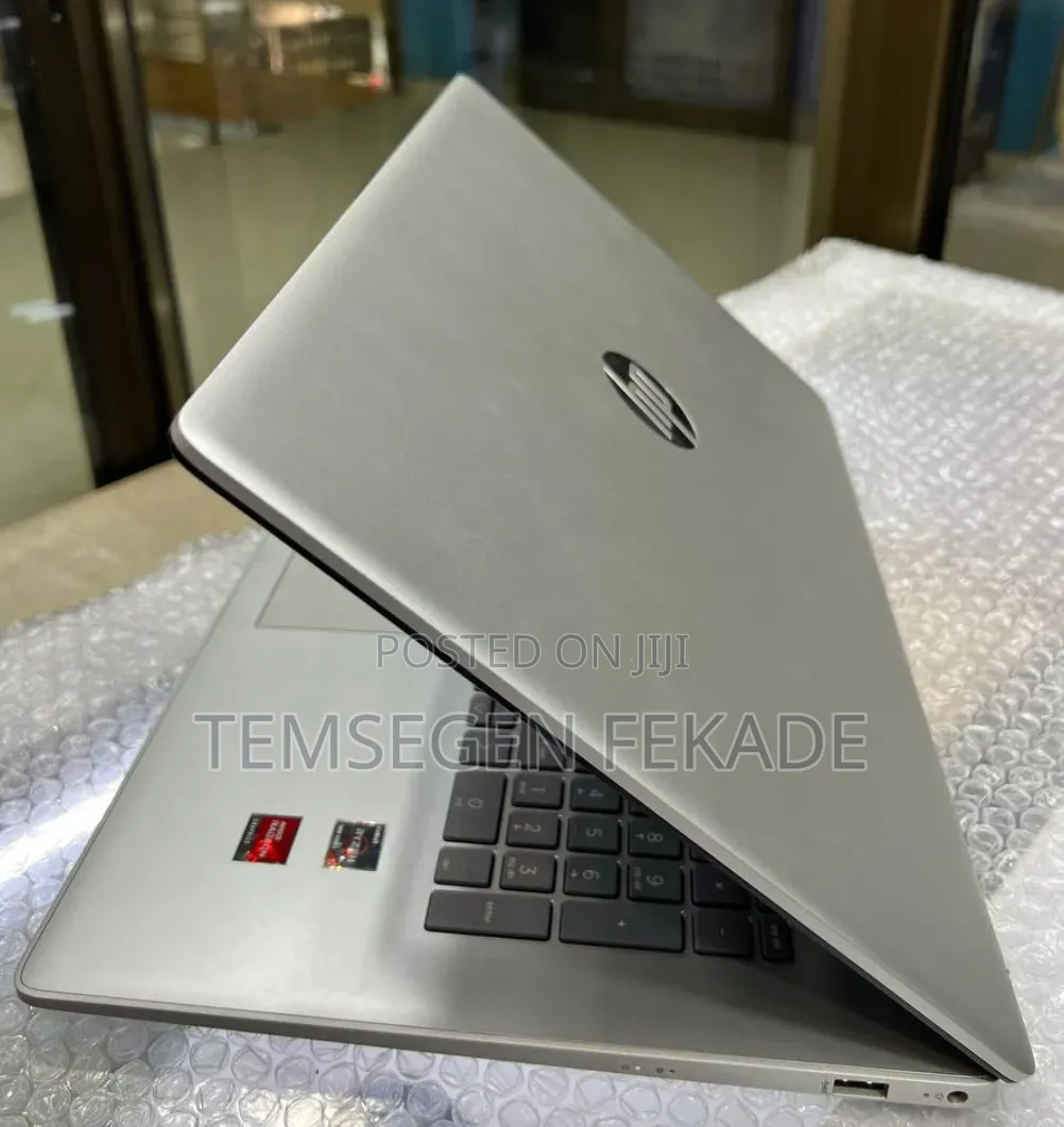 New Laptop HP Stream Notebook 8GB AMD Ryzen 5 SSD 512GB