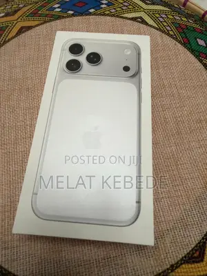 New Apple iPhone 17 Pro Max 256 GB Silver