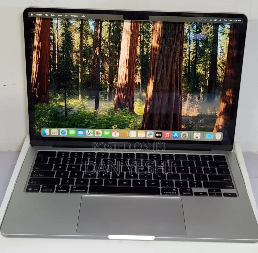 New Laptop Apple MacBook Air 16GB Apple M4 SSD 256GB