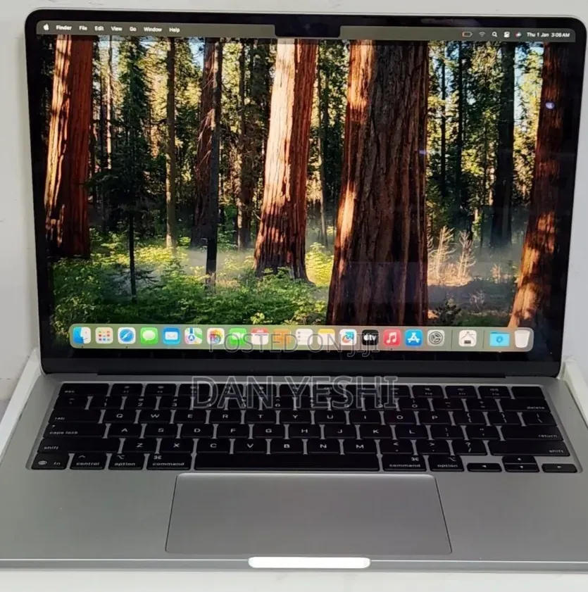 New Laptop Apple MacBook Air 16GB Apple M4 SSD 256GB
