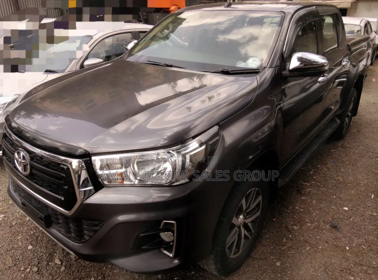 Toyota Hilux 2020 Black