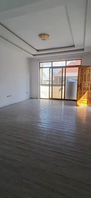 Furnished 5bdrm Villa in Yeka for sale
