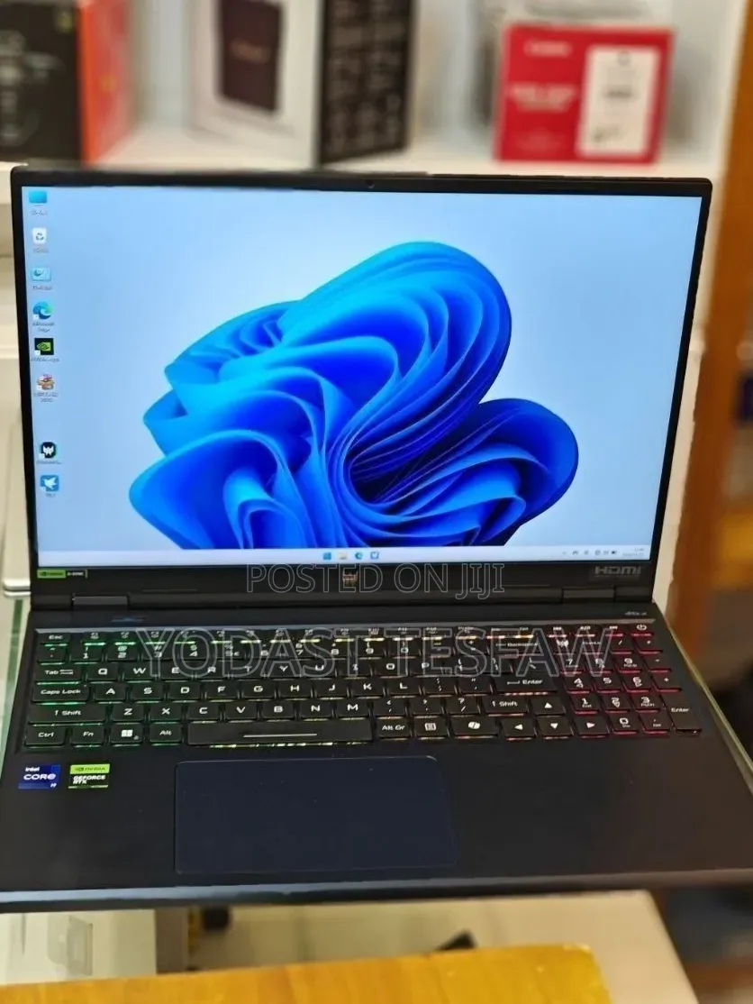 New Laptop Acer Predator Helios 300 16GB Intel Core i9 SSD 1T