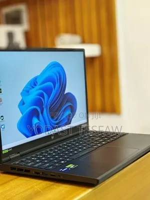 New Laptop Acer Predator Helios 300 16GB Intel Core i9 SSD 1T