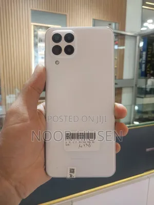 New Samsung Galaxy M33 128 GB White