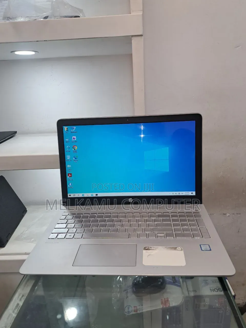 New Laptop HP Pavilion 15 12GB Intel Core i5 SSD 256GB