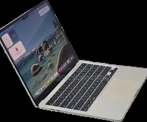 New Laptop Apple MacBook Pro M1 16GB AMD A10 SSD 256GB