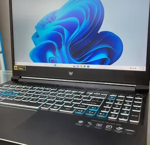 New Laptop Acer Predator Helios 300 16GB Intel Core i7 SSD 512GB