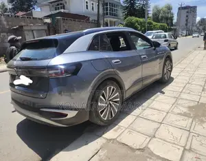 Volkswagen ID.4 2022 Gray
