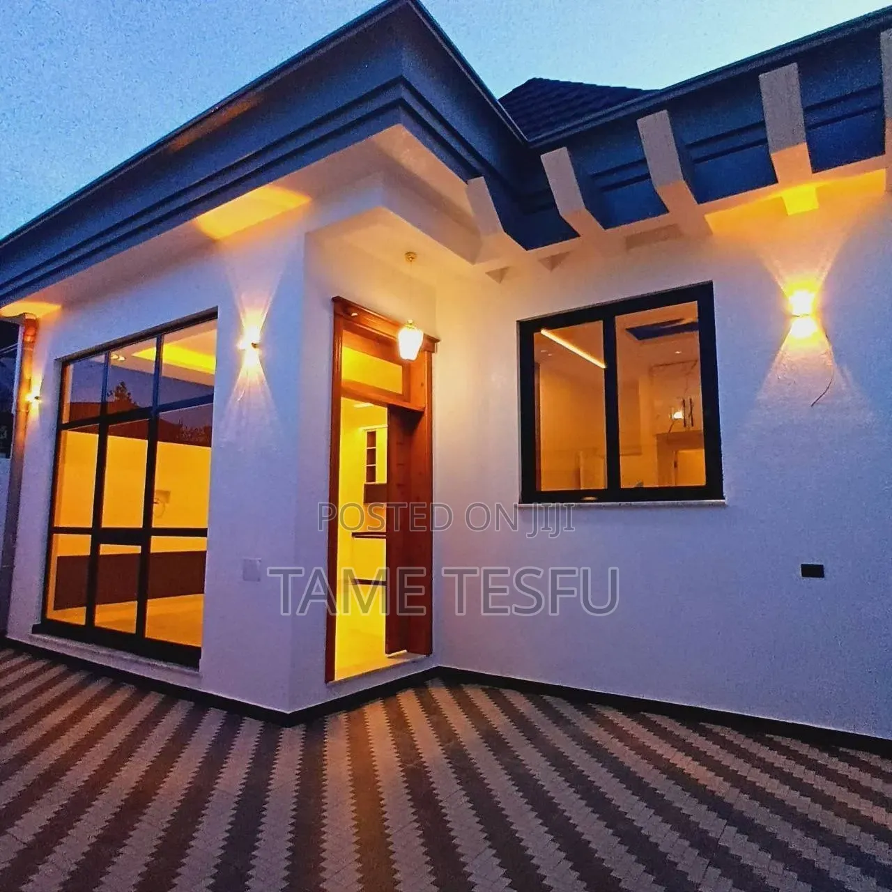Furnished 3bdrm Villa in ሀያት, Bole for sale