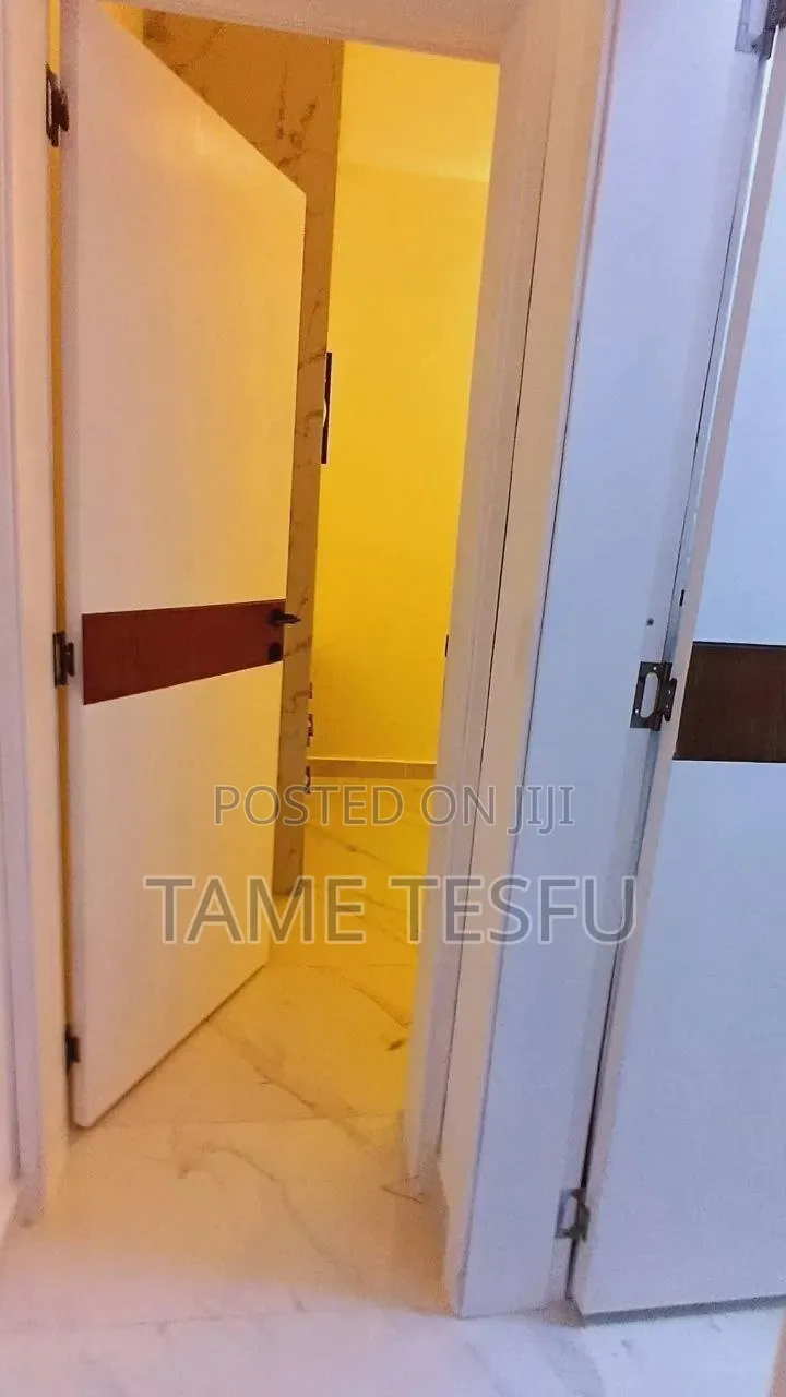 Furnished 3bdrm Villa in ሀያት, Bole for sale