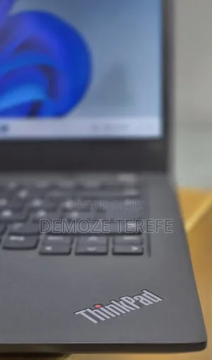 New Laptop Lenovo ThinkPad T14 G2 16GB Intel Core i7 SSD 512GB