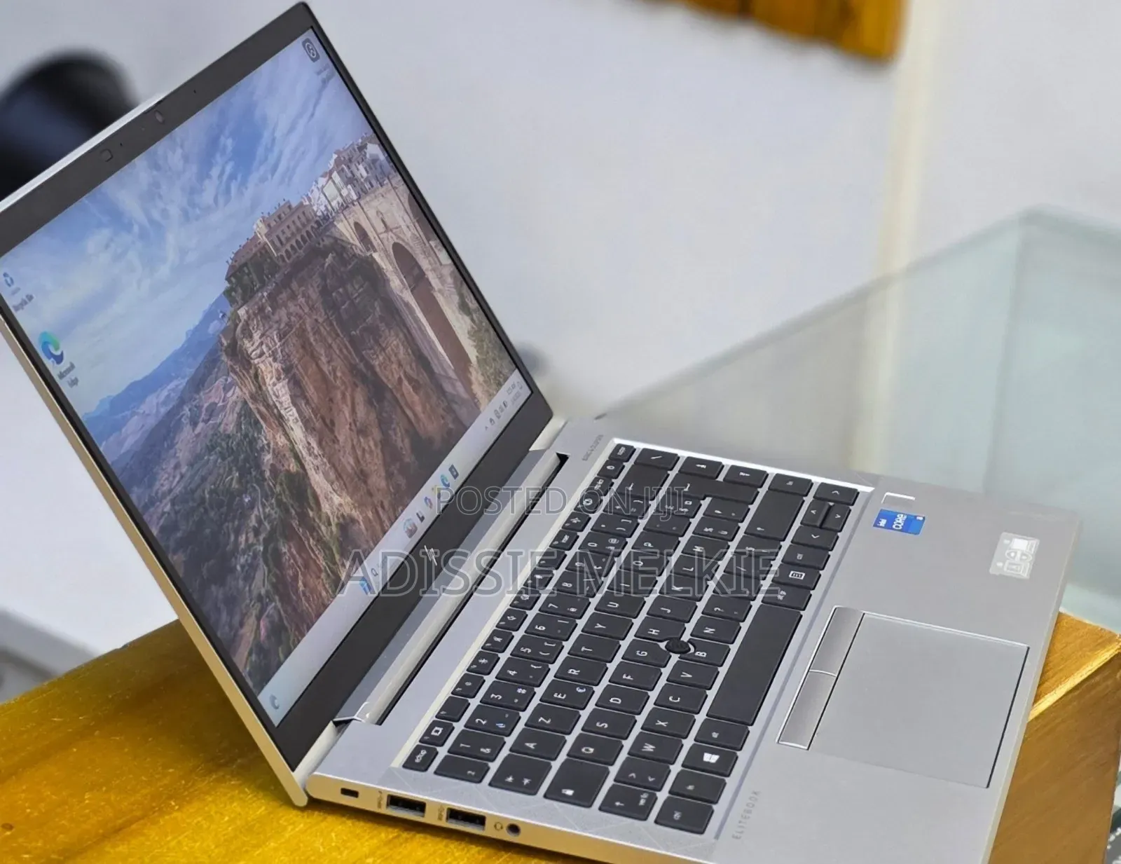 New Laptop HP EliteBook 840 G8 16GB Intel Core i5 SSD 512GB