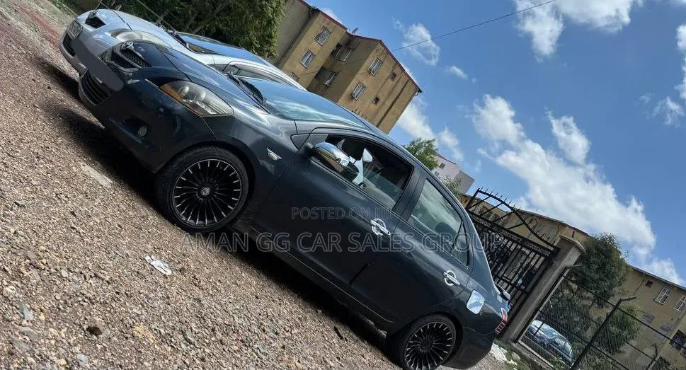 Toyota Yaris 2007 Black