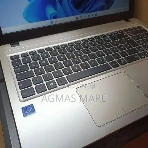 New Laptop Asus X540LA 4GB Intel Celeron HDD 1T