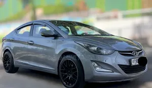 Hyundai Avante 2015 Silver
