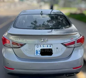 Hyundai Avante 2015 Silver