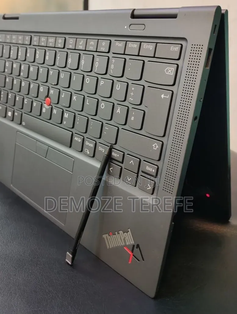 New Laptop Lenovo ThinkPad X1 Yoga 16GB Intel Core i7 SSD 512GB