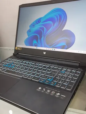 New Laptop Acer Predator Helios 300 16GB Intel Core i7 SSD 512GB