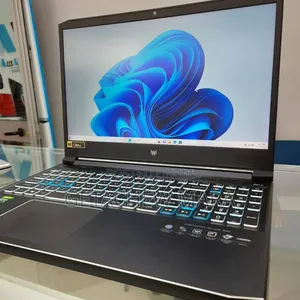 New Laptop Acer Predator Helios 300 16GB Intel Core i7 SSD 512GB