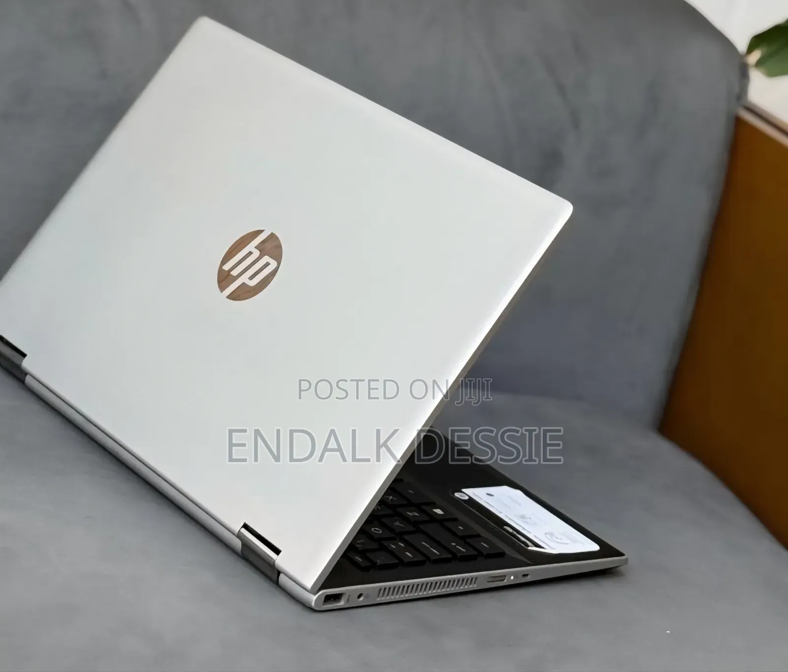 New Laptop HP Pavilion x360 8GB Intel Core i5 SSD 256GB