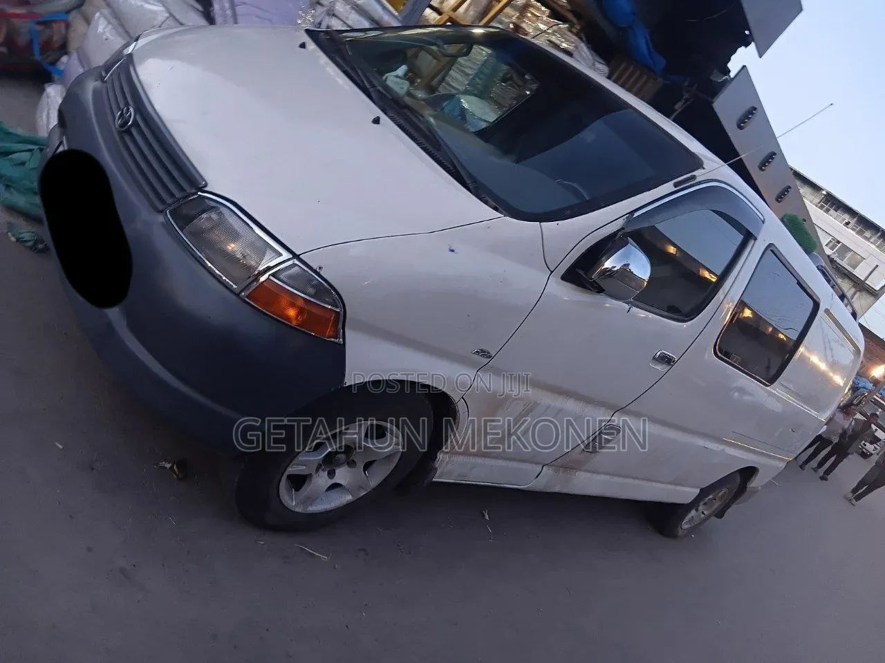 Toyota HiAce 2006 White