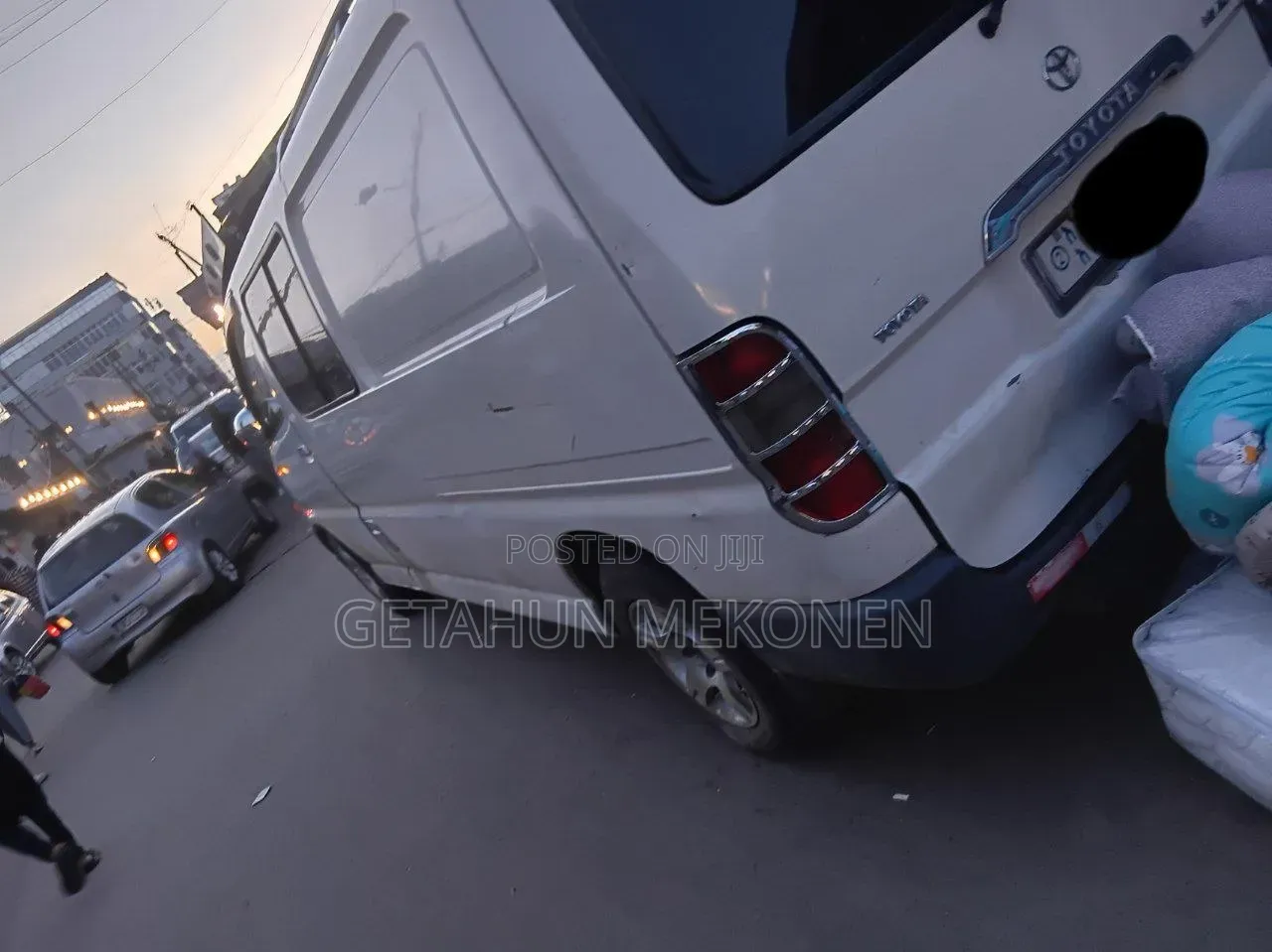 Toyota HiAce 2006 White