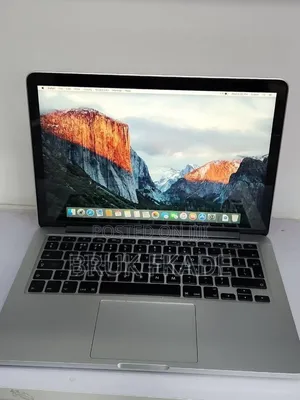 New Laptop Apple MacBook 2013 8GB Intel Core i5 SSD 256GB