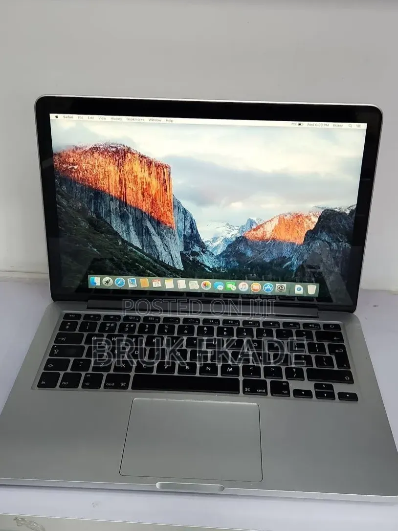 New Laptop Apple MacBook 2013 8GB Intel Core i5 SSD 256GB