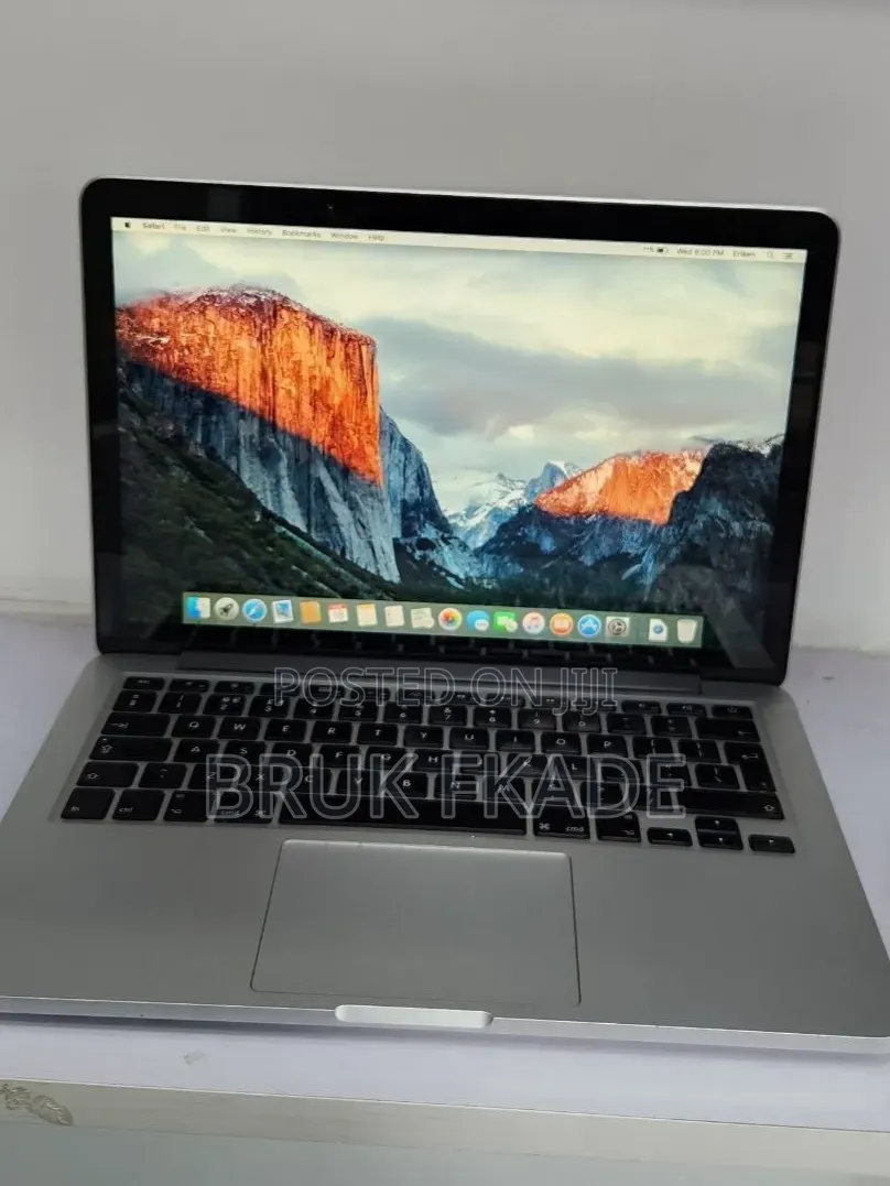 New Laptop Apple MacBook 2013 8GB Intel Core i5 SSD 256GB