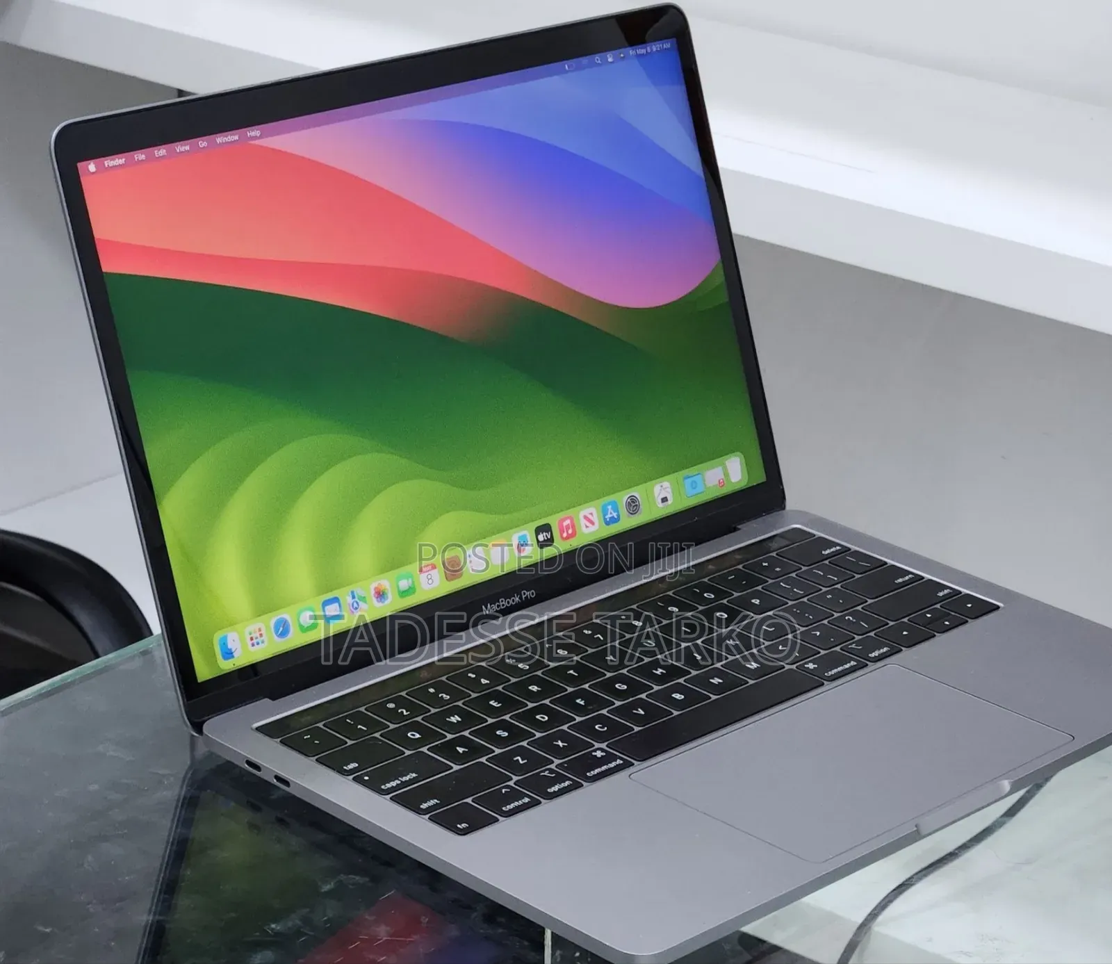 New Laptop Apple MacBook Pro 2017 16GB Intel Core i7 SSD 256GB