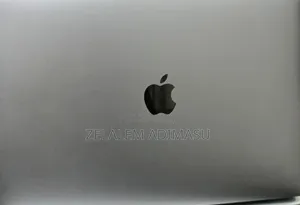 New Laptop Apple MacBook Pro 2017 16GB Intel Core i5 SSD 256GB