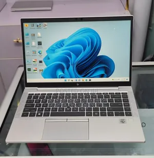 New Laptop HP EliteBook 840 8GB Intel Core i5 SSD 512GB