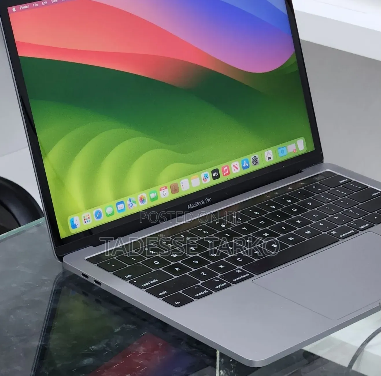 New Laptop Apple MacBook Pro 2017 16GB Intel Core i7 SSD 256GB