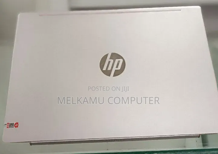 New Laptop HP Pavilion 15 8GB Intel Core i5 SSD 512GB