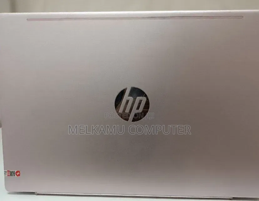 New Laptop HP Pavilion 15 8GB Intel Core i5 SSD 512GB
