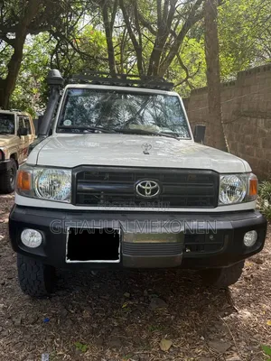 Toyota Land Cruiser 2020 White