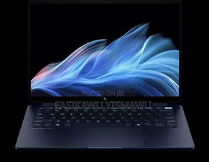 New Laptop HP OmniBook Ultra Flip 14" 16GB Intel Core Ultra 7 SSD 1T