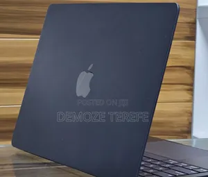 New Laptop Apple MacBook Air 2025 M4 13-inch 16GB Apple M4 SSD 256GB