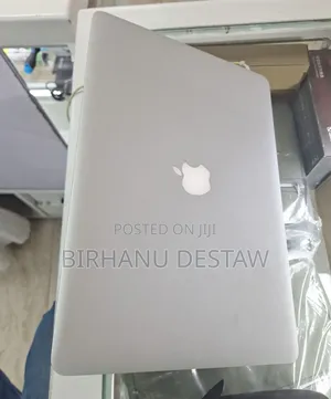 New Laptop Apple MacBook Pro 2015 16GB Intel Core i7 SSD 256GB