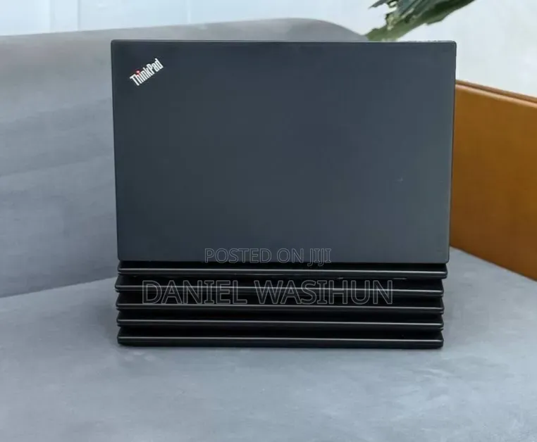 New Laptop Lenovo ThinkPad t495s 8GB Intel Core i5 SSD 512GB