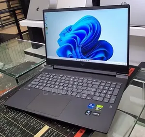 New Laptop HP 1GB Intel Core i7 SSD 1T