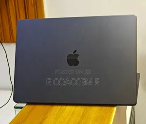 New Laptop Apple MacBook 36GB SSD 512GB