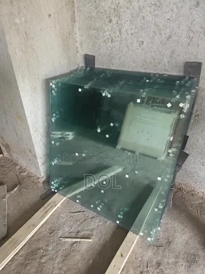 10 Mm Clear Float Glass 1 Meter × 1 Meter