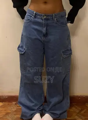 Cargo Jeans