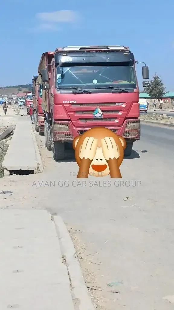Dump. Truck. 2016