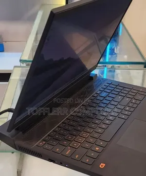 New Laptop Dell G15 5511 16GB Intel Core i7 SSD 512GB