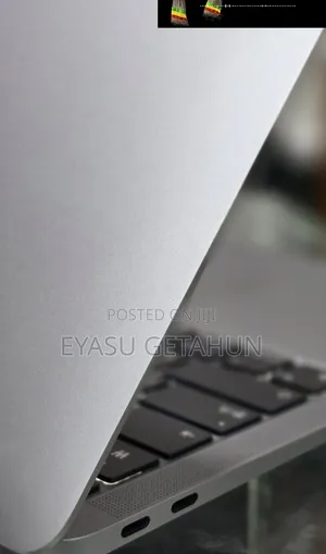 New Laptop Apple MacBook Air 2020 M1 8GB Apple M1 SSD 256GB