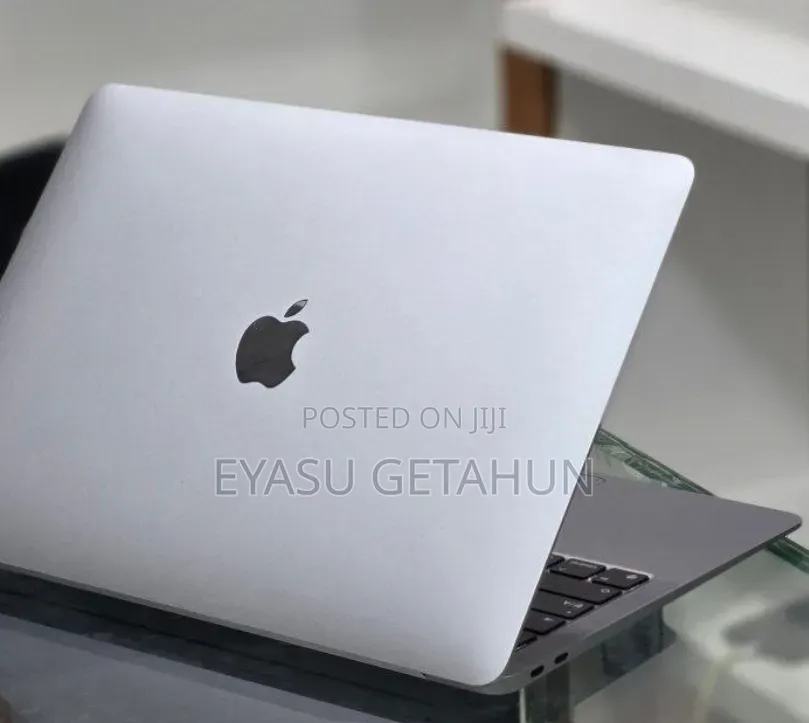 New Laptop Apple MacBook Air 2020 M1 8GB Apple M1 SSD 256GB